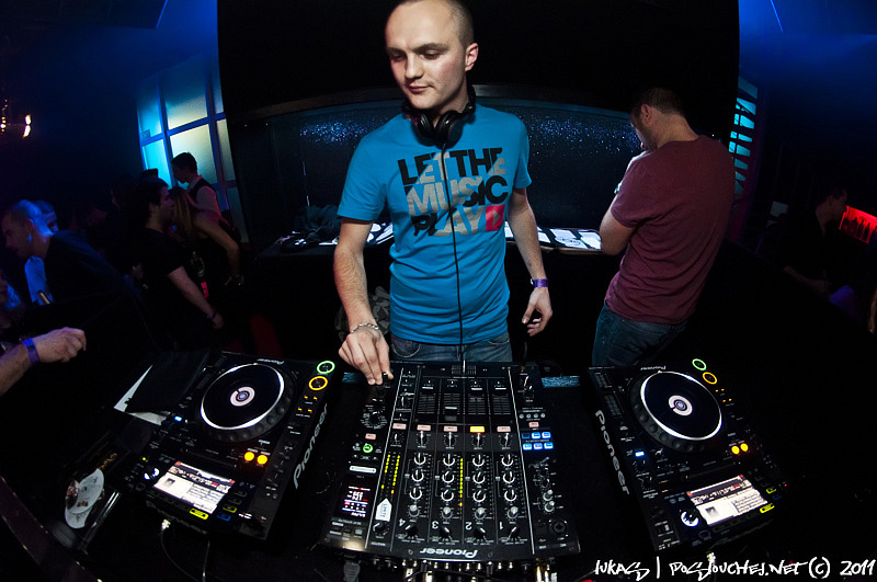 IMPRESS & REVIS B*DAY  - Sobota 3. 12. 2011