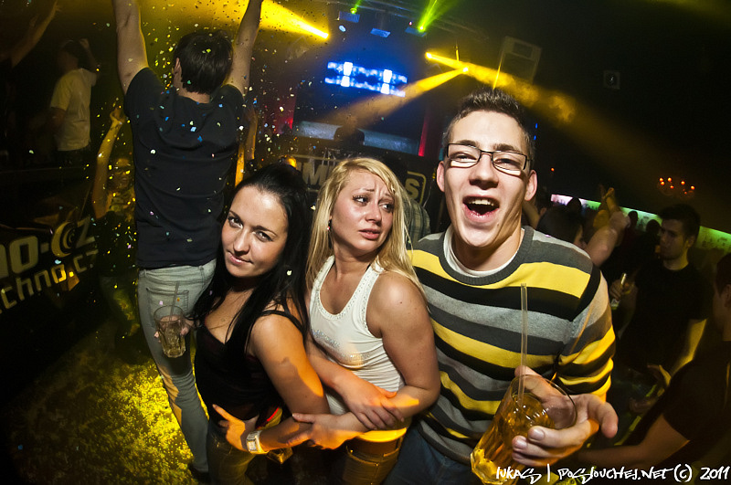 IMPRESS & REVIS B*DAY  - Sobota 3. 12. 2011