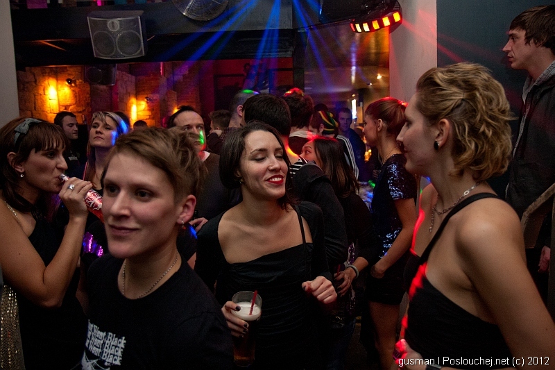 POPOF: FIRST TIME IN PRAGUE! - Pátek 27. 1. 2012