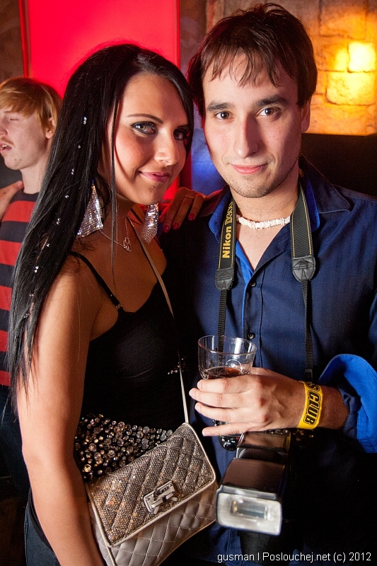 POPOF: FIRST TIME IN PRAGUE! - Pátek 27. 1. 2012