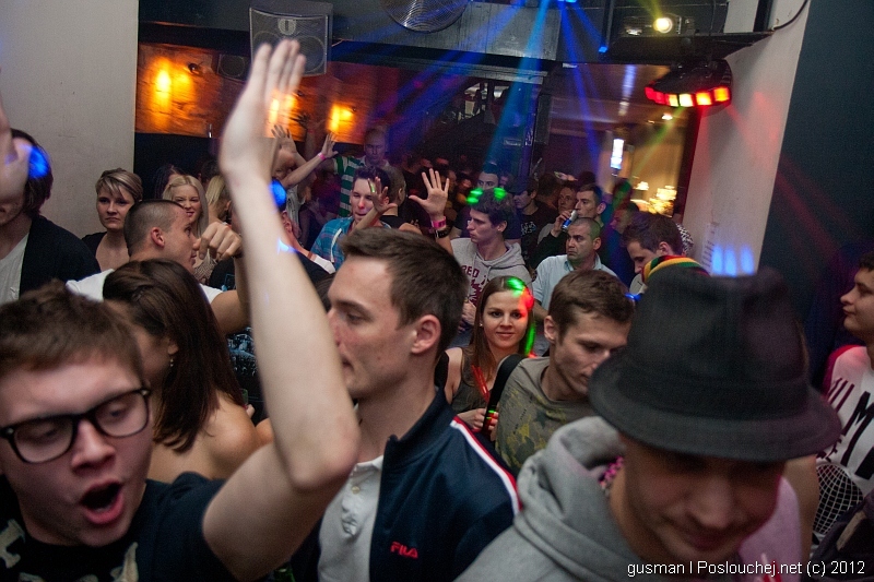 POPOF: FIRST TIME IN PRAGUE! - Pátek 27. 1. 2012