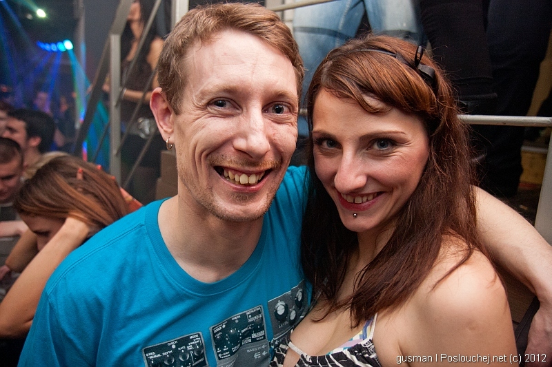POPOF: FIRST TIME IN PRAGUE! - Pátek 27. 1. 2012