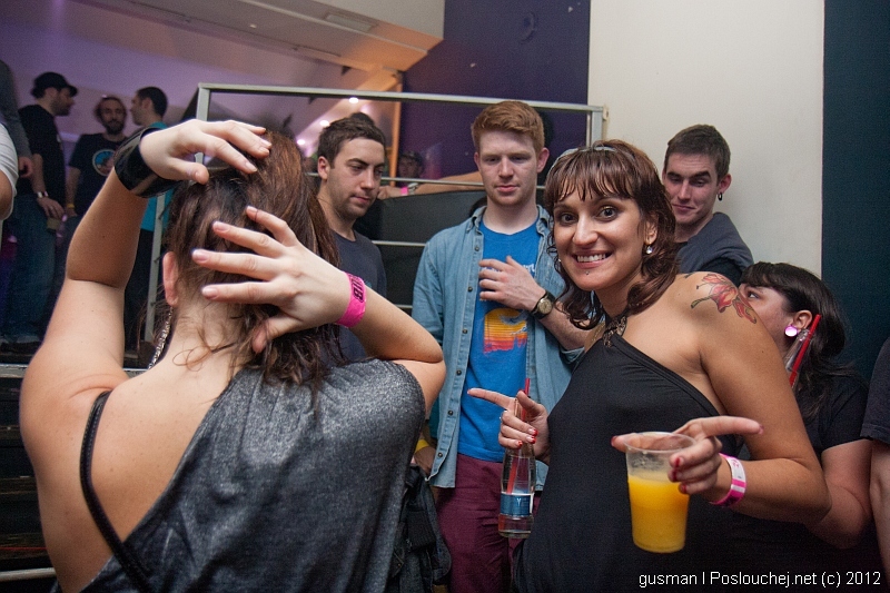 POPOF: FIRST TIME IN PRAGUE! - Pátek 27. 1. 2012