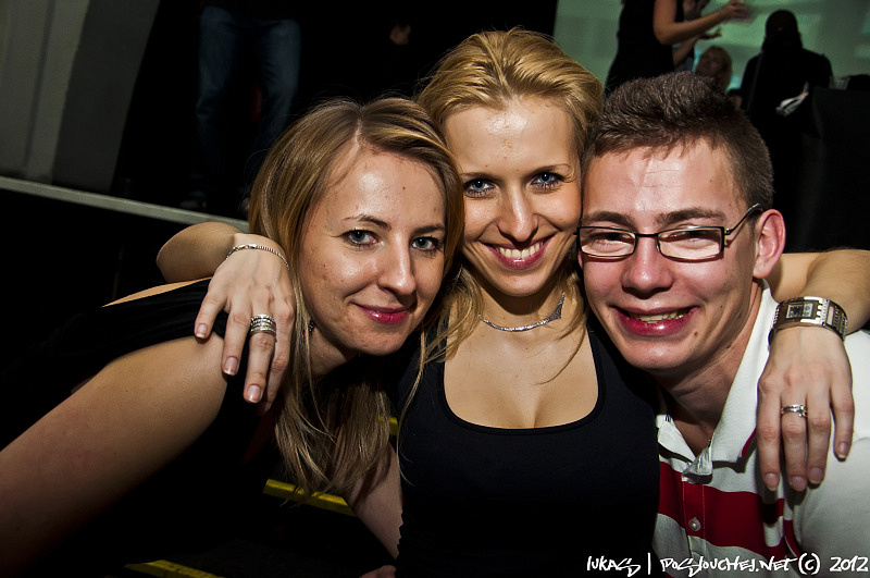 DJ SAN - KISS OF LIFE ALBUM RELEASE TOUR - Sobota 4. 2. 2012