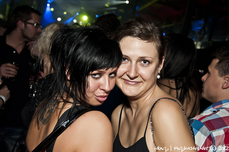 TAKE OVER - Pátek 2. 3. 2012