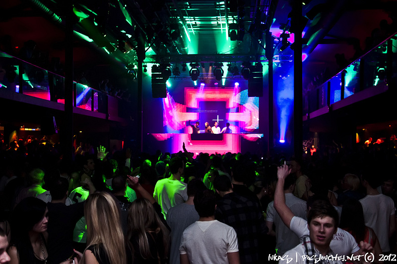 TAKE OVER - Pátek 2. 3. 2012