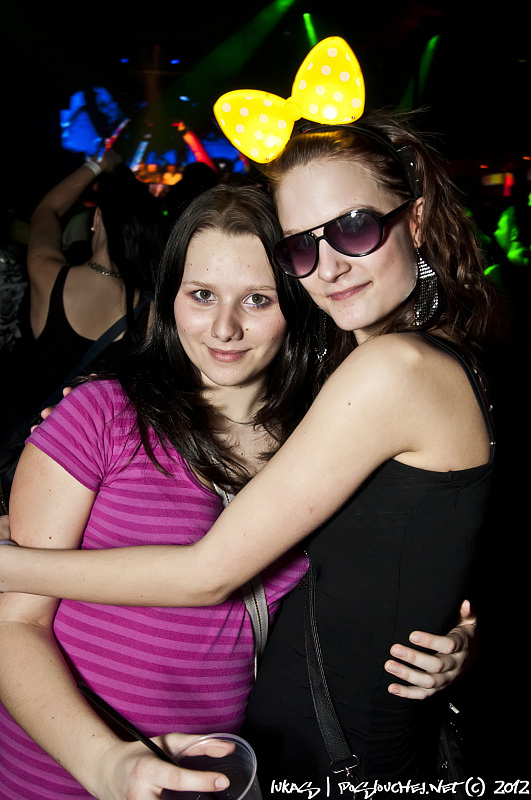 TAKE OVER - Pátek 2. 3. 2012
