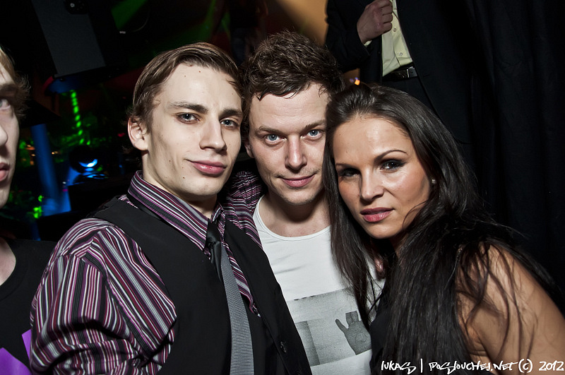 TAKE OVER - Pátek 2. 3. 2012