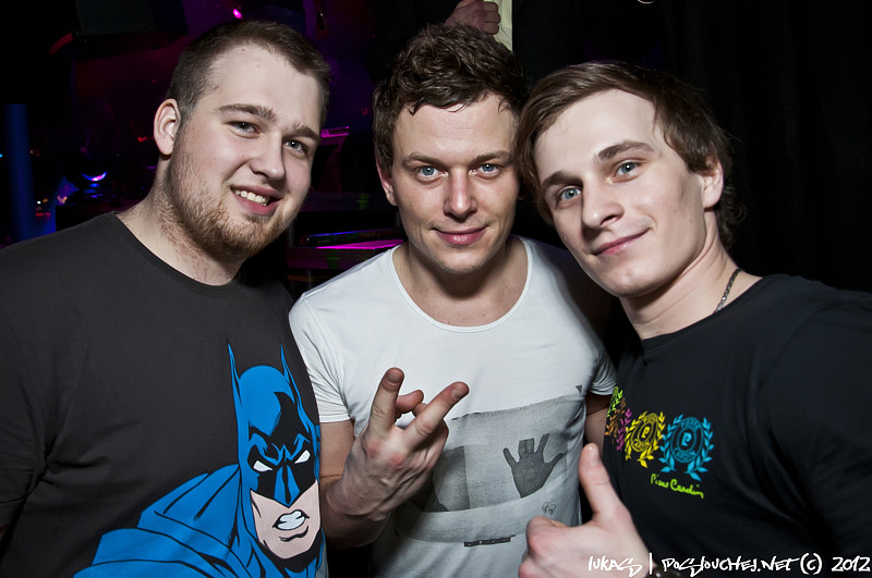 TAKE OVER - Pátek 2. 3. 2012