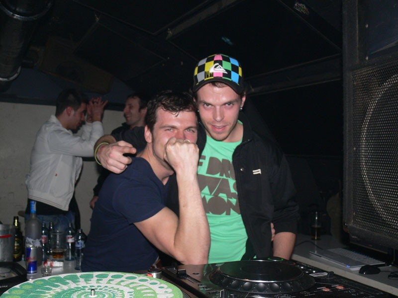 POSSITIVA! - Pátek 16. 3. 2012