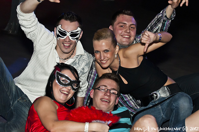 WONDERLAND CARNIVAL - Pátek 16. 3. 2012