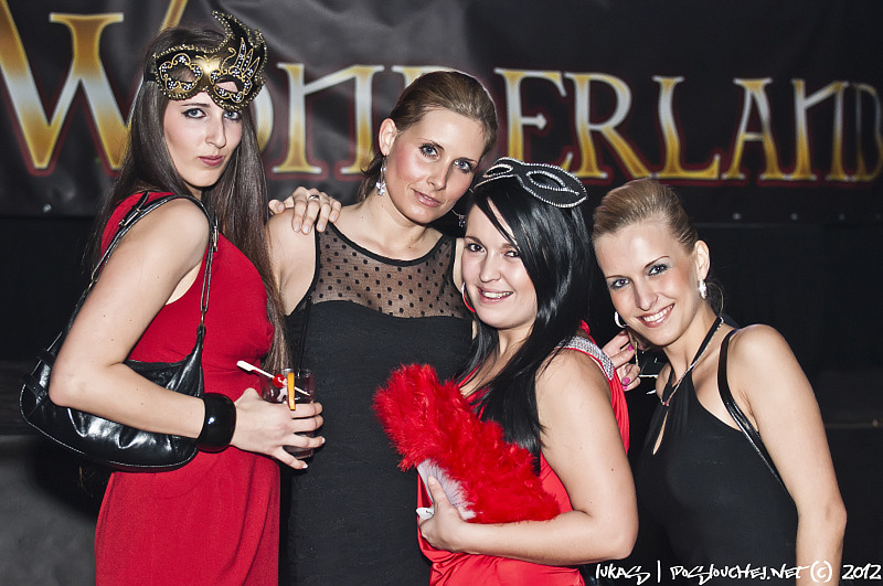 WONDERLAND CARNIVAL - Pátek 16. 3. 2012