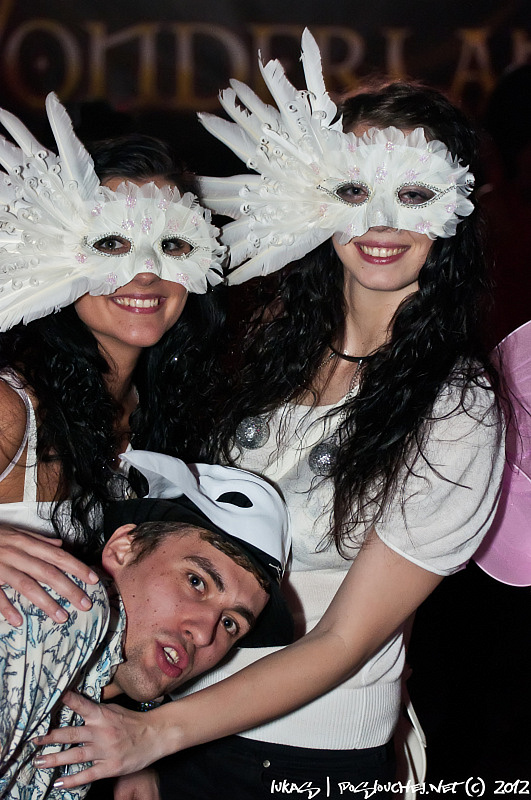 WONDERLAND CARNIVAL - Pátek 16. 3. 2012