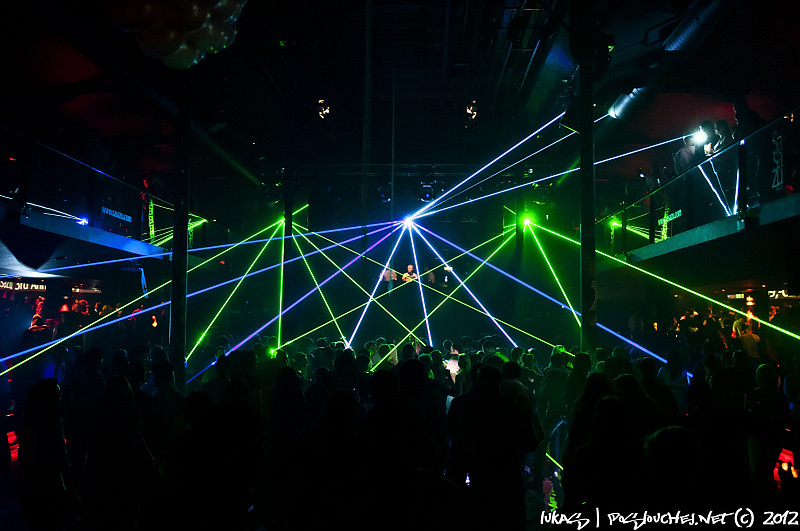 SASAZU 3RD ANNIVERSARY - Pátek 30. 3. 2012