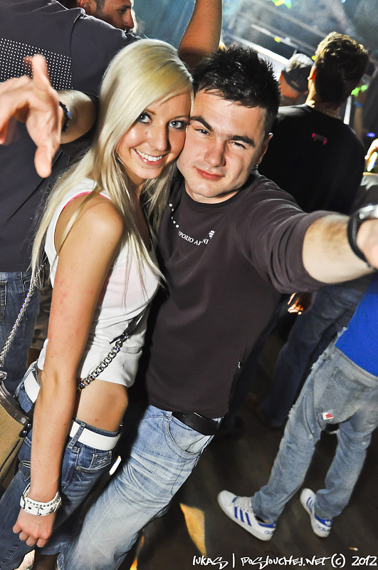 OXYGEN PURE TECHNO NIGHT - Sobota 28. 4. 2012