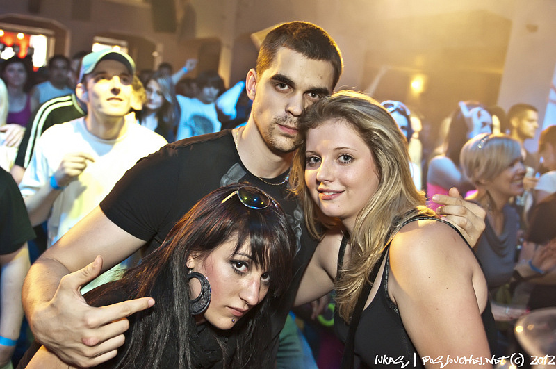 OXYGEN PURE TECHNO NIGHT - Sobota 28. 4. 2012