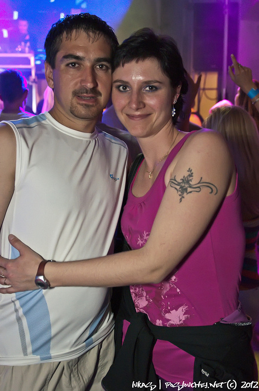 OXYGEN PURE TECHNO NIGHT - Sobota 28. 4. 2012