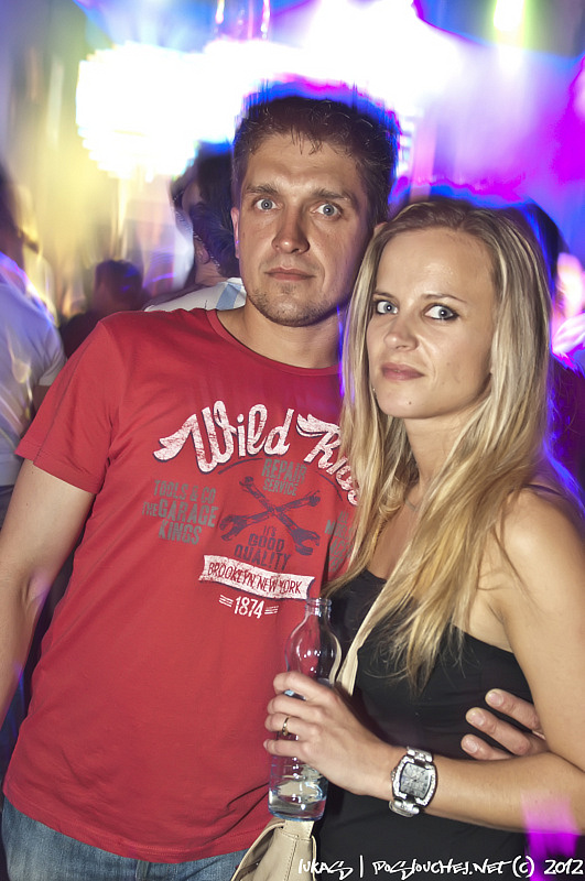 OXYGEN PURE TECHNO NIGHT - Sobota 28. 4. 2012