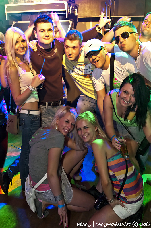 OXYGEN PURE TECHNO NIGHT - Sobota 28. 4. 2012
