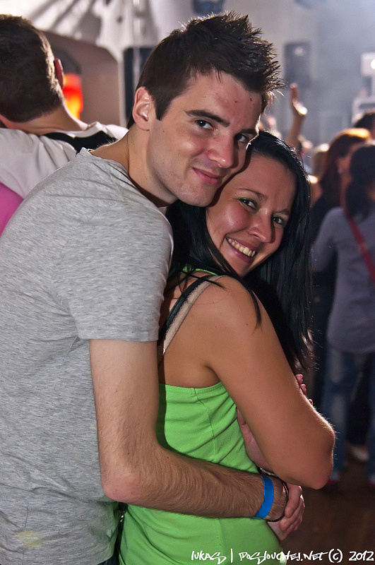 OXYGEN PURE TECHNO NIGHT - Sobota 28. 4. 2012