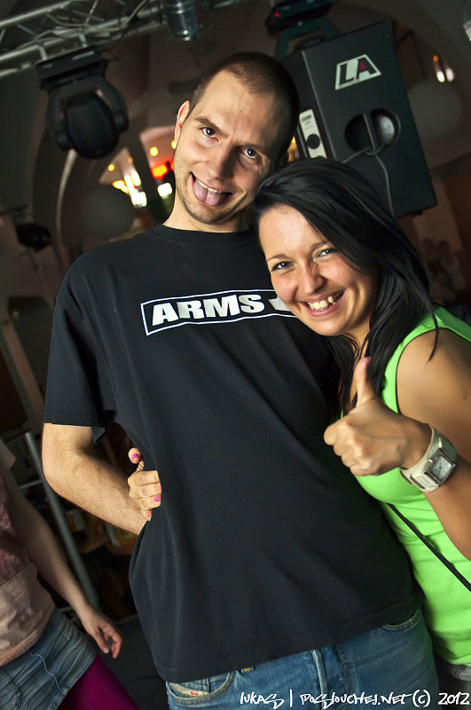 OXYGEN PURE TECHNO NIGHT - Sobota 28. 4. 2012