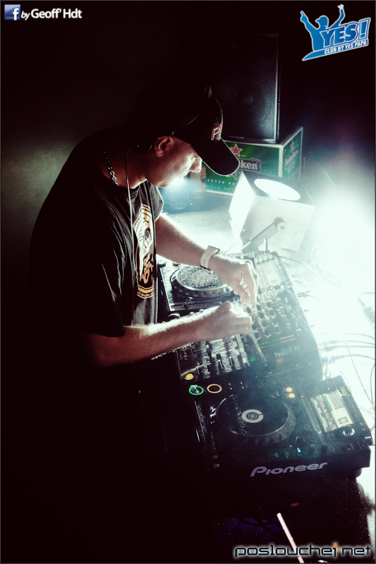 PORTER ROBINSON  - Pátek 1. 6. 2012
