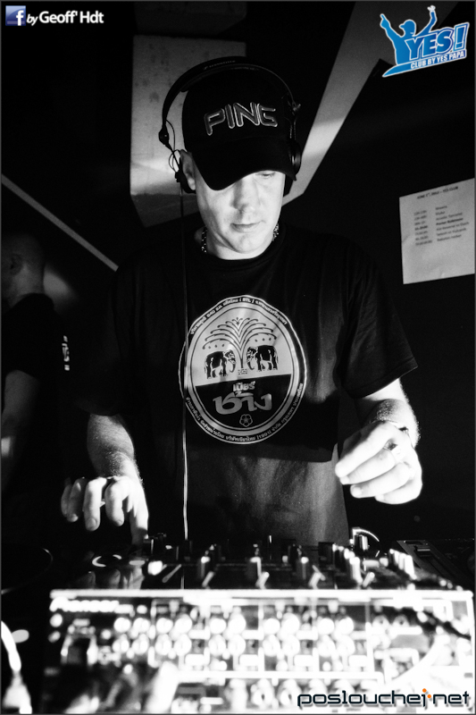 PORTER ROBINSON  - Pátek 1. 6. 2012