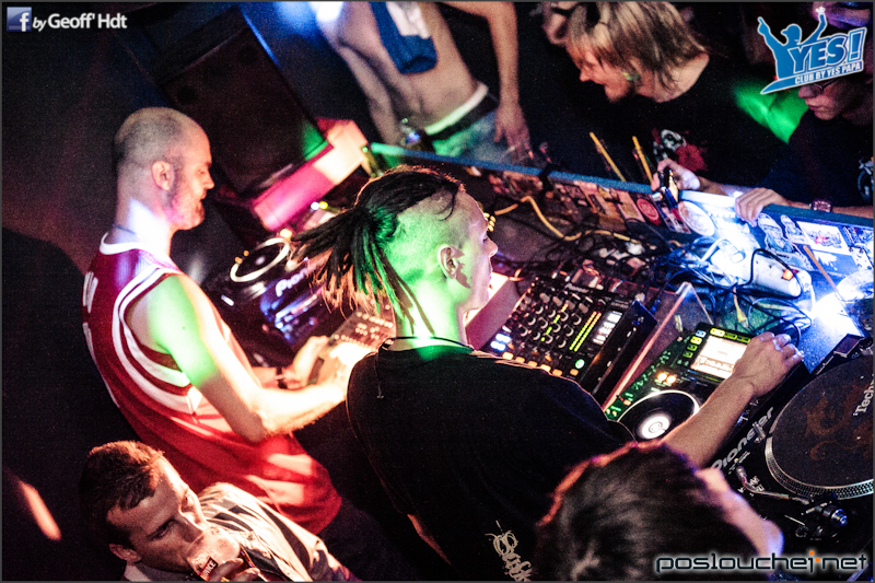 YES PAPA TEKNO vol.3!   - Čtvrtek 12. 7. 2012