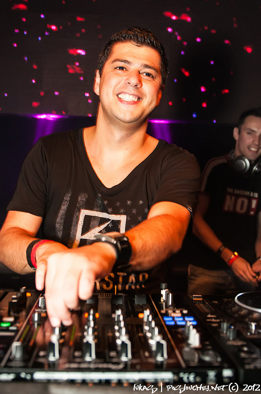 ABOVE & BEYOND GROUP THERAPY  - Sobota 15. 9. 2012