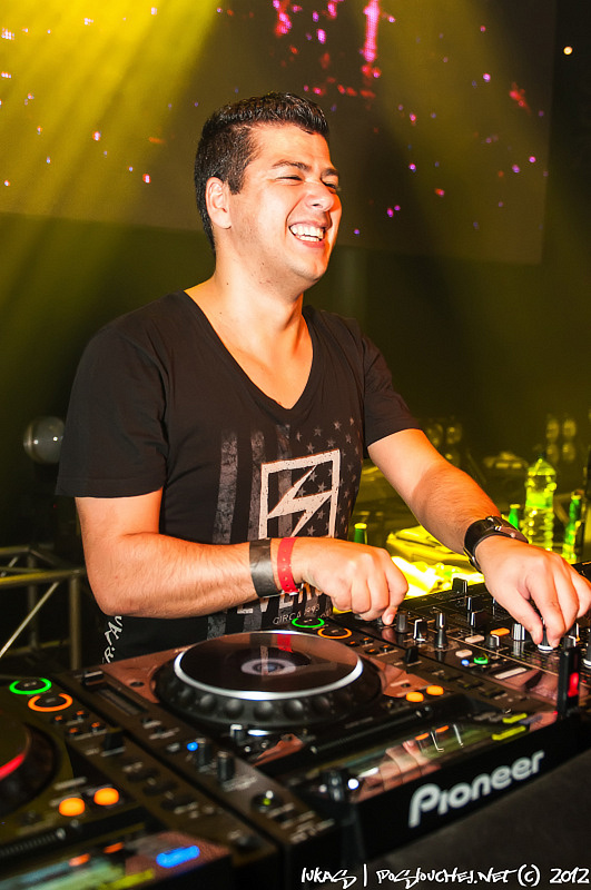 ABOVE & BEYOND GROUP THERAPY  - Sobota 15. 9. 2012