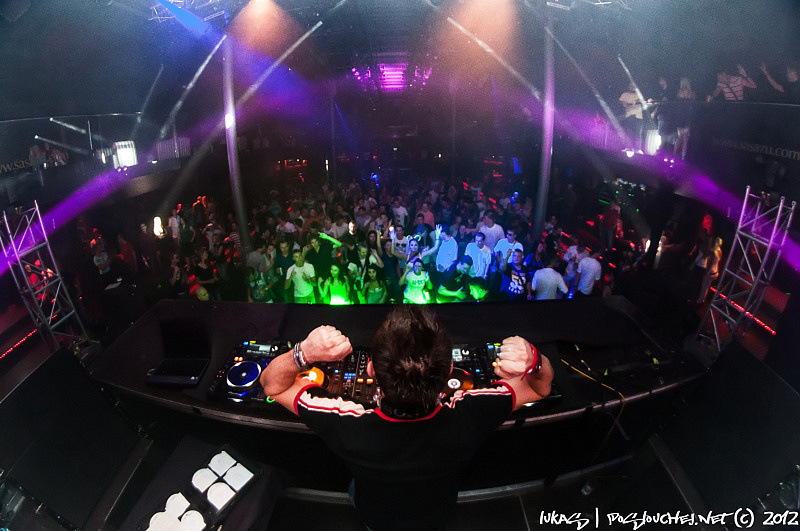 ABOVE & BEYOND GROUP THERAPY  - Sobota 15. 9. 2012