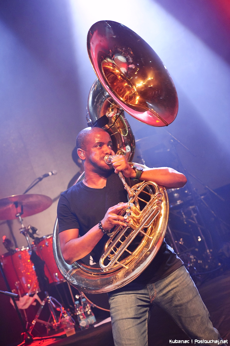 koncert: THE ROOTS - Úterý 7. 8. 2012