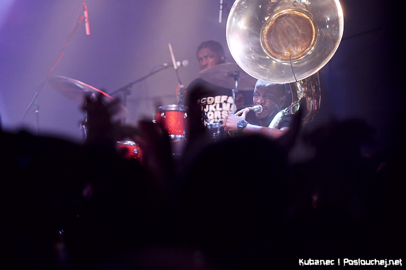 koncert: THE ROOTS - Úterý 7. 8. 2012