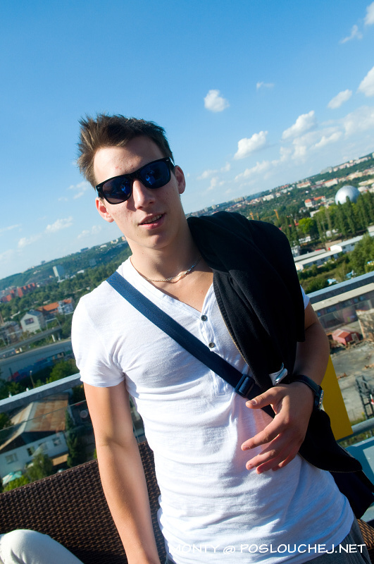 MINIMAL PEOPLE ON THE ROOF 2  - Sobota 8. 9. 2012