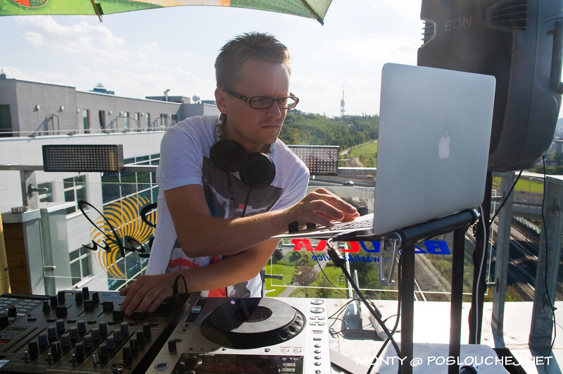 MINIMAL PEOPLE ON THE ROOF 2  - Sobota 8. 9. 2012