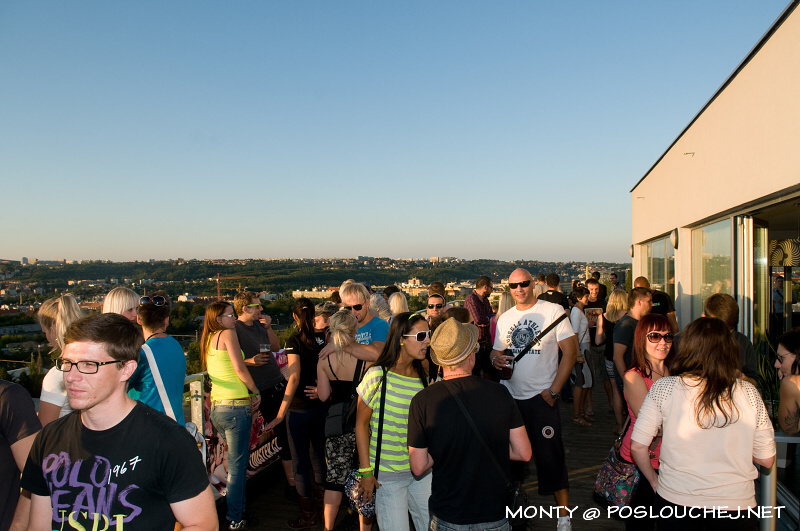 MINIMAL PEOPLE ON THE ROOF 2  - Sobota 8. 9. 2012