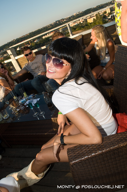 MINIMAL PEOPLE ON THE ROOF 2  - Sobota 8. 9. 2012