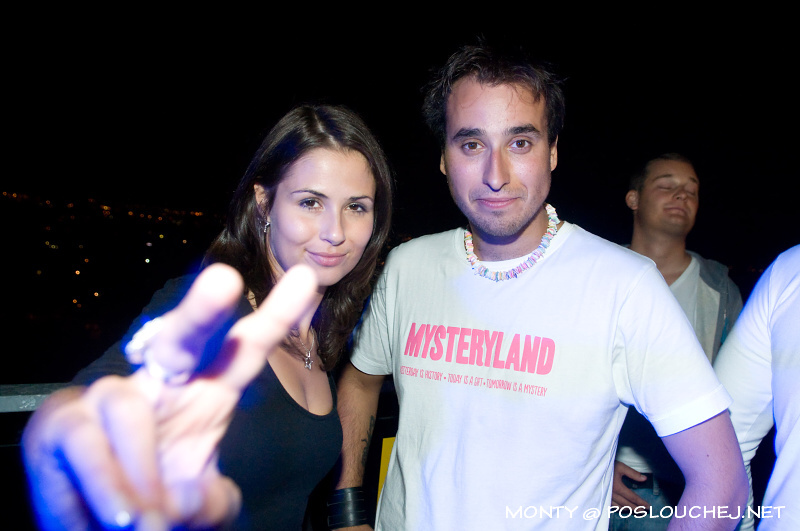 MINIMAL PEOPLE ON THE ROOF 2  - Sobota 8. 9. 2012