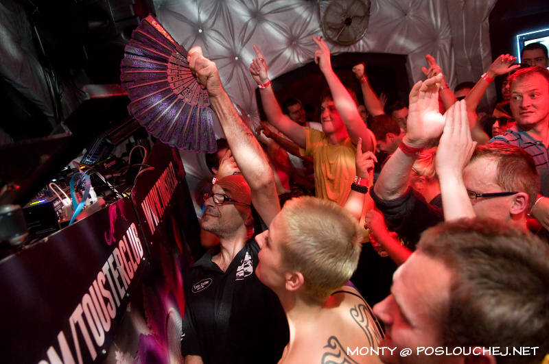 APOKALYPSA WARM UP - Sobota 22. 9. 2012