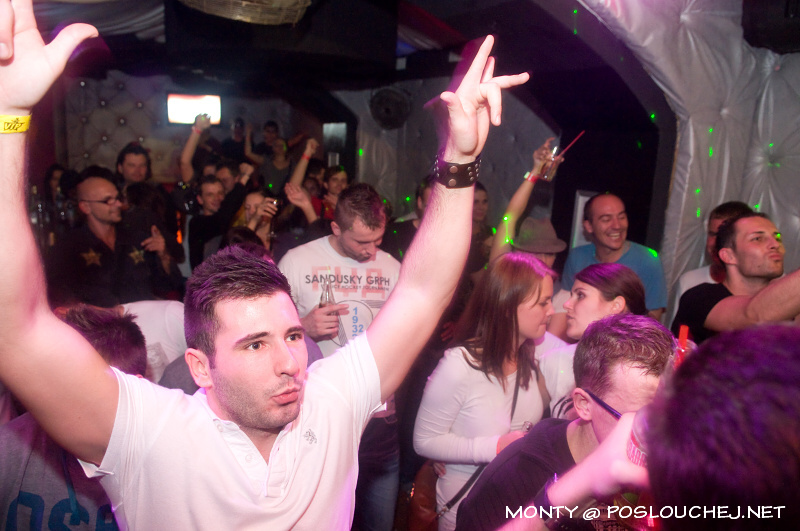 APOKALYPSA WARM UP - Sobota 22. 9. 2012