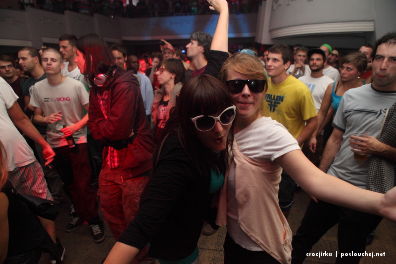 HOSPITALITY - Sobota 22. 9. 2012