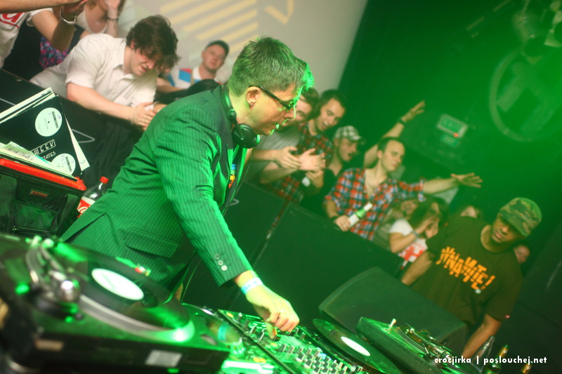 HOSPITALITY - Sobota 22. 9. 2012