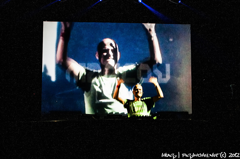 TUNE SMASH TV!  - Pátek 7. 9. 2012 až Sobota 8. 9. 2012
