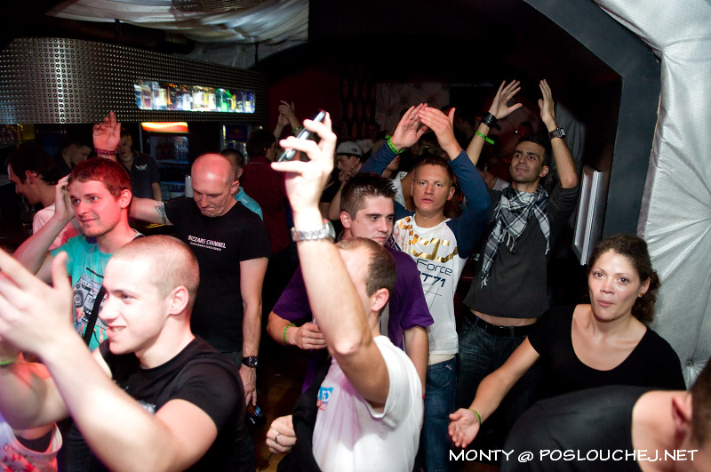 TECHNO ANIMALS – JÁJA B-DAY CELEBRATION! - Pátek 5. 10. 2012