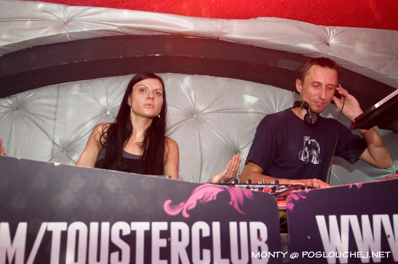 TECHNO ANIMALS – JÁJA B-DAY CELEBRATION! - Pátek 5. 10. 2012