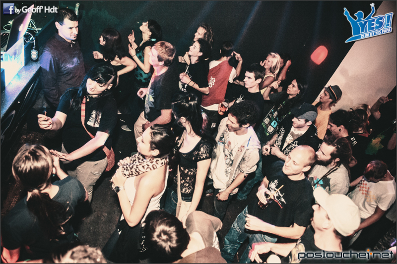 YES PAPA TEKNO VOL.6 - Čtvrtek 18. 10. 2012