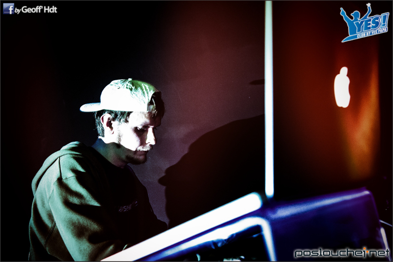 YES PAPA TEKNO VOL.6 - Čtvrtek 18. 10. 2012