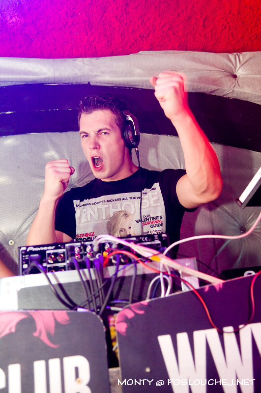 SPITFIRE!  - Sobota 20. 10. 2012
