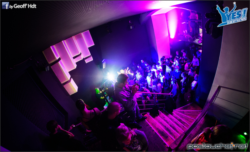 MOVE 8 WITH UTO KAREM!   - Pátek 26. 10. 2012