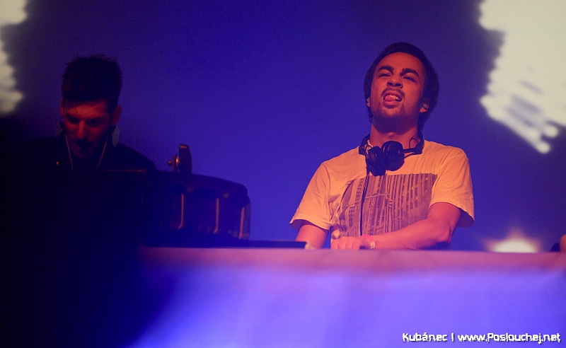 DIRTYPHONICS LIVE - Pátek 16. 11. 2012